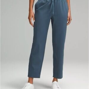 Lululemon | Tapered-Leg Mid-Rise 7/8 Pant Luxtreme